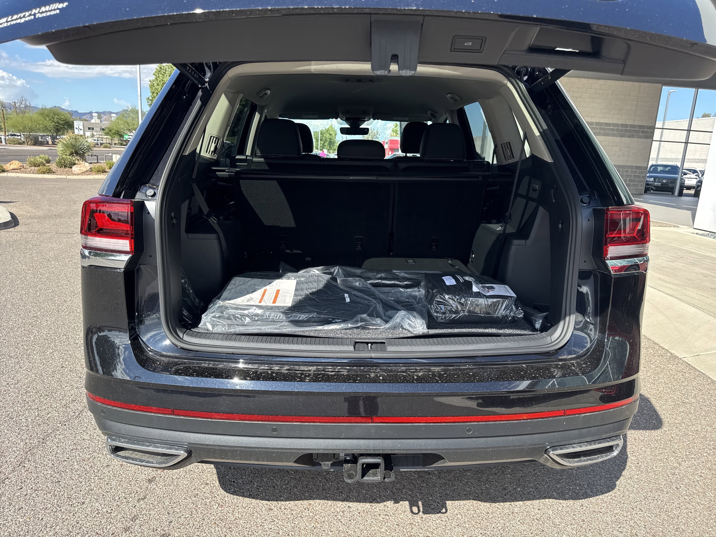 2026 Volkswagen Atlas SE w/Tech - Photo 8