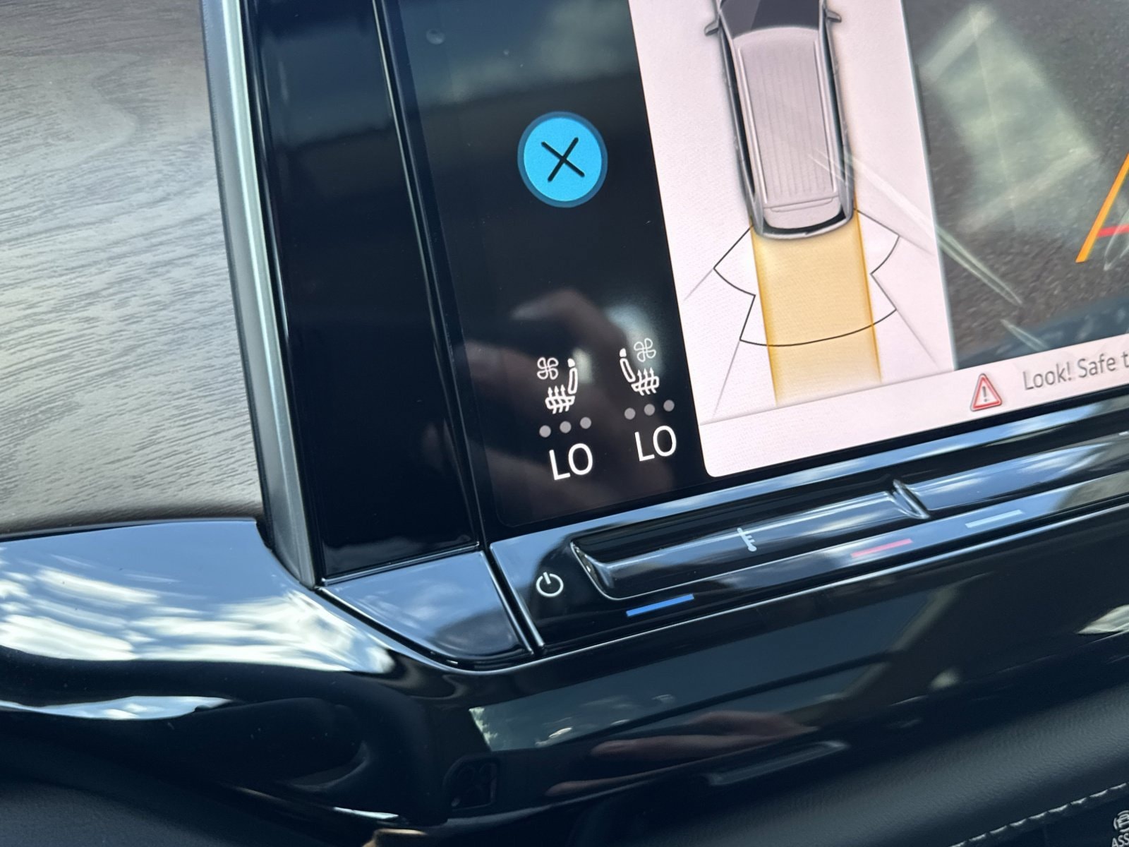 2026 Volkswagen Atlas SE w/Tech - Photo 29