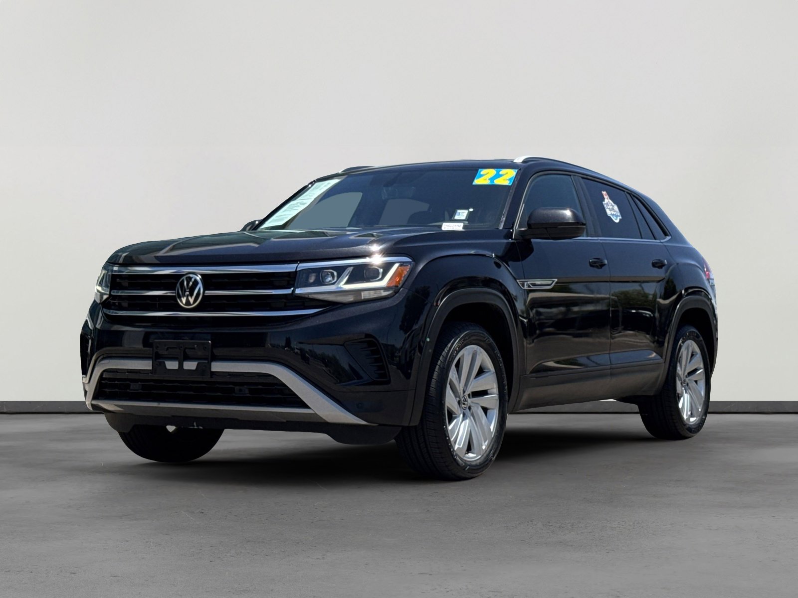 Featured used vehicles 2022 Volkswagen Atlas Cross Sport 2.0T SE w/Technology SUV for sale in Tucson, AZ