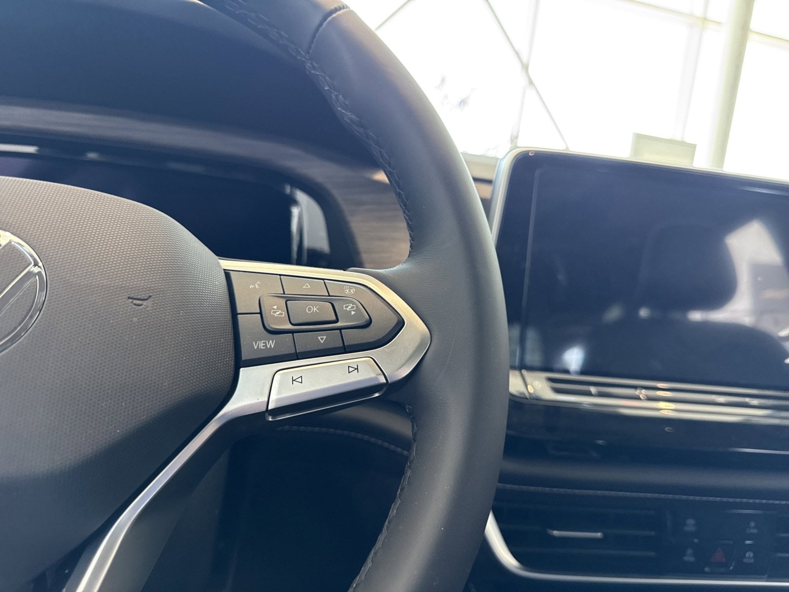2026 Volkswagen Atlas SEL Premium R-Line - Photo 36