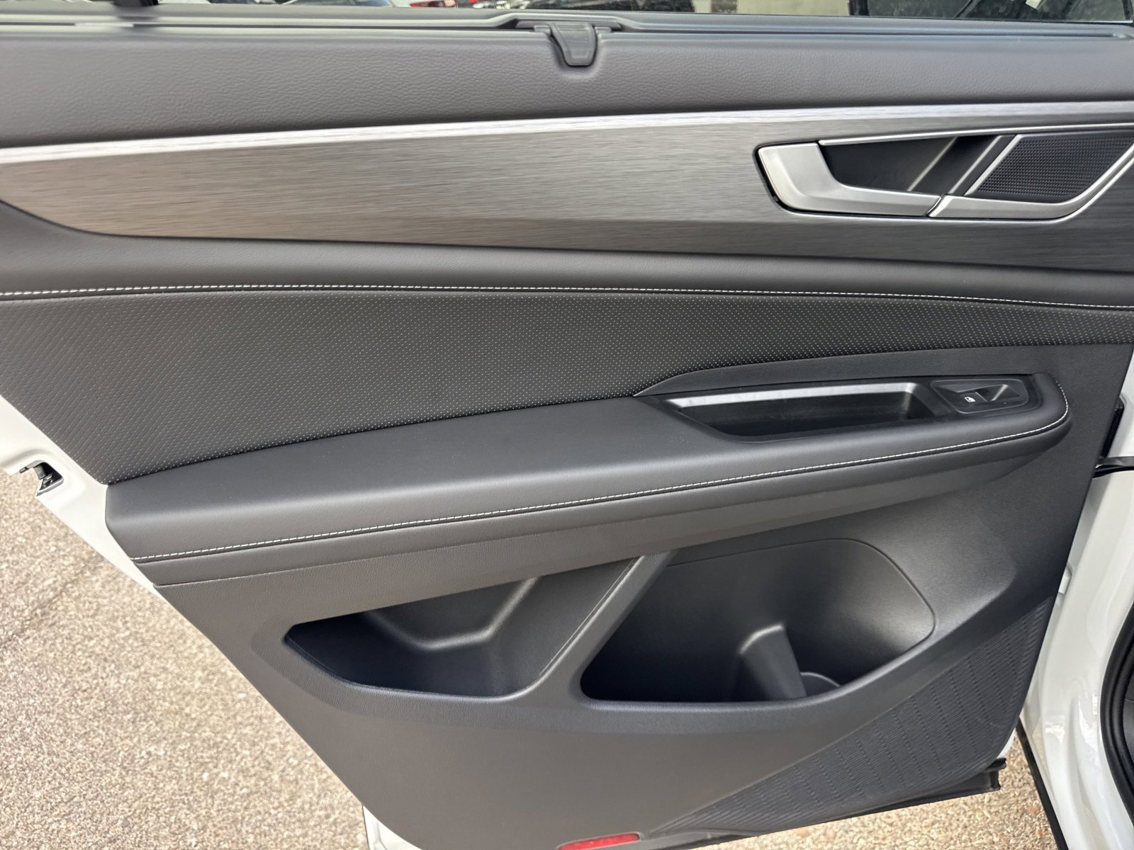 2026 Volkswagen Atlas Cross Sport SE w/Tech - Photo 21