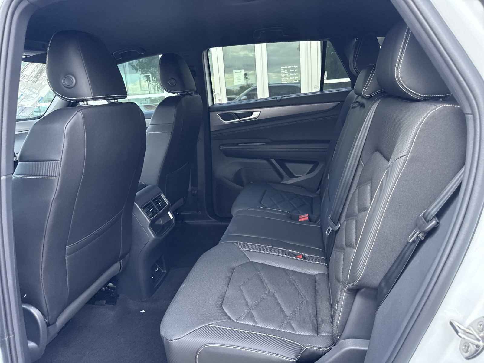 2026 Volkswagen Atlas Cross Sport SE w/Tech - Photo 19