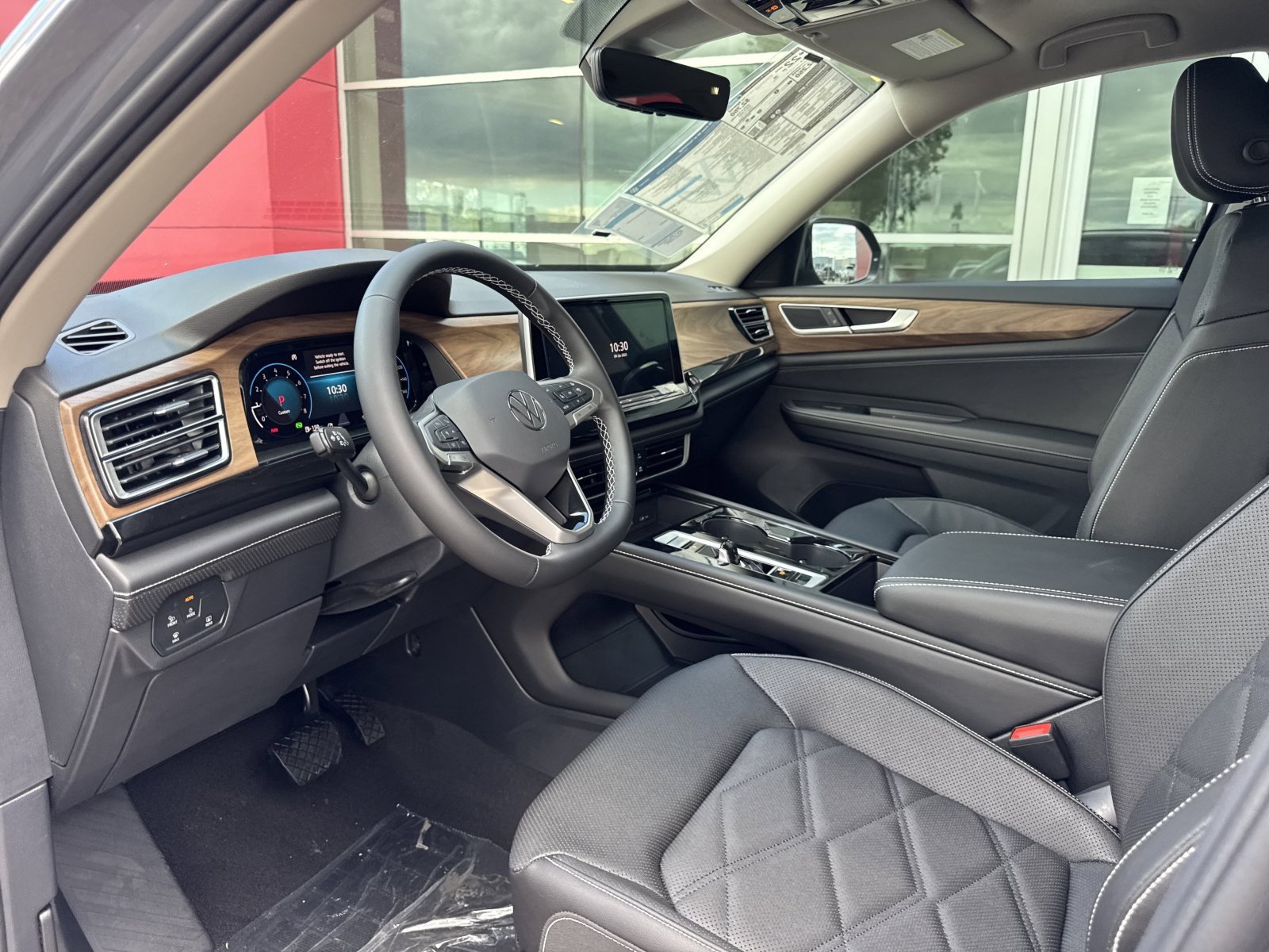 2026 Volkswagen Atlas SE w/Tech - Photo 13