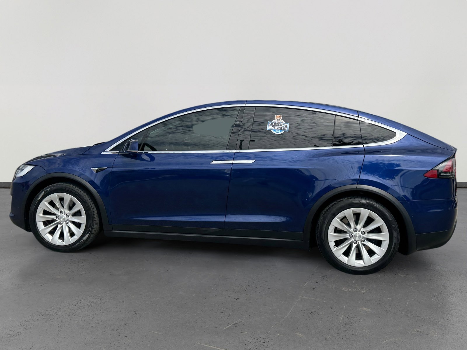 2021 Tesla Model X Long Range photo 3