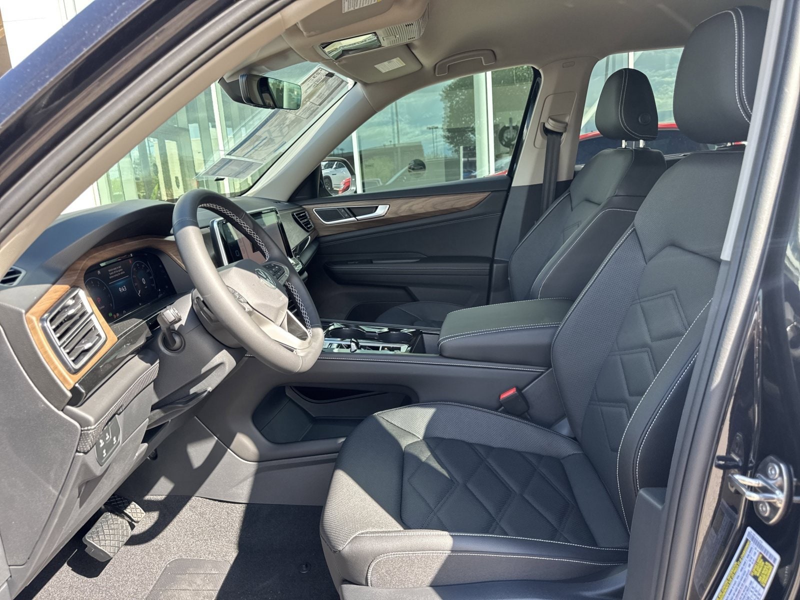 2026 Volkswagen Atlas SE w/Tech - Photo 11
