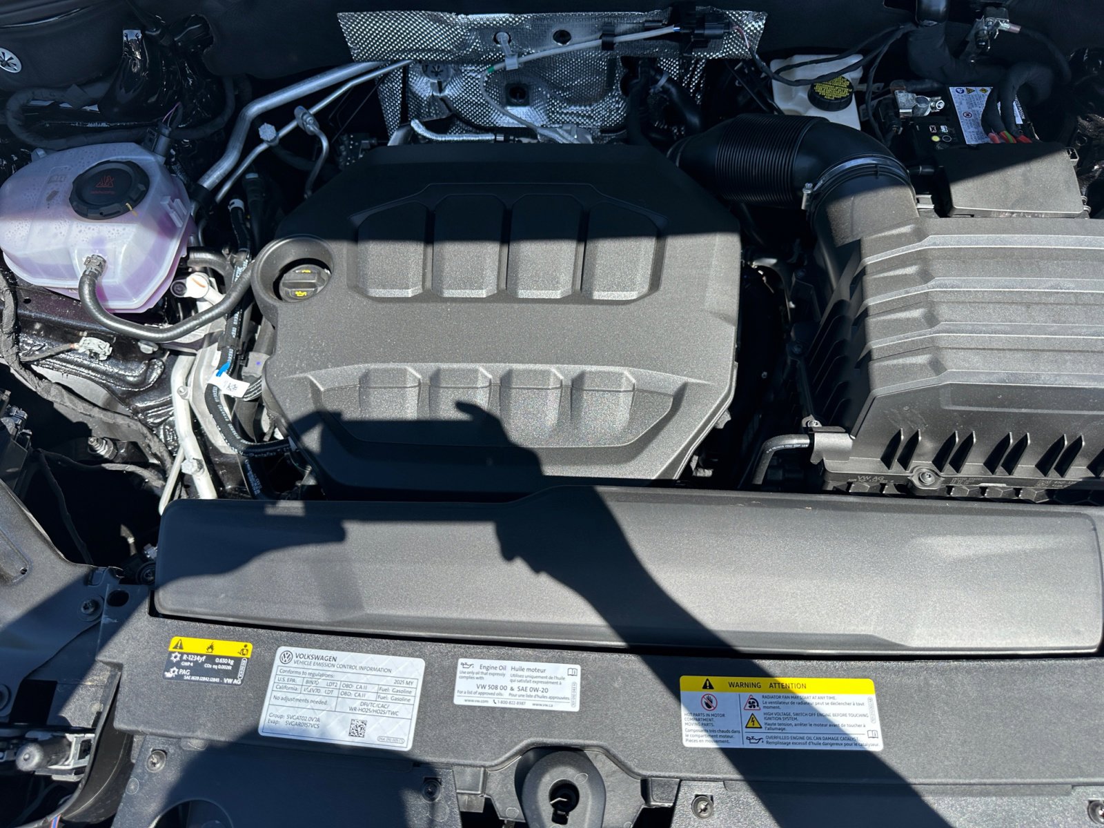 2025 Volkswagen Atlas SEL Premium R-Line - Photo 23