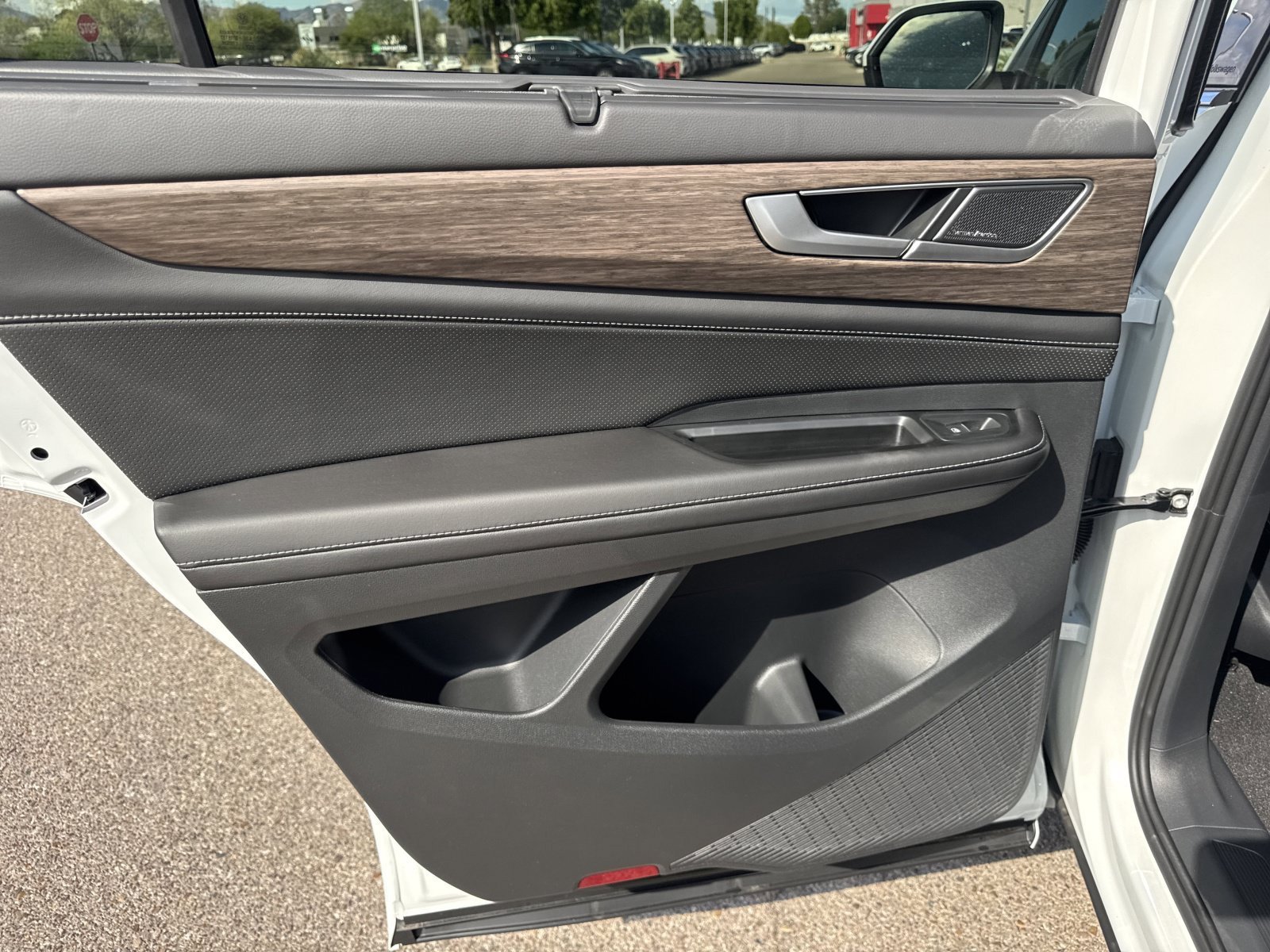 2026 Volkswagen Atlas SEL Premium R-Line - Photo 22