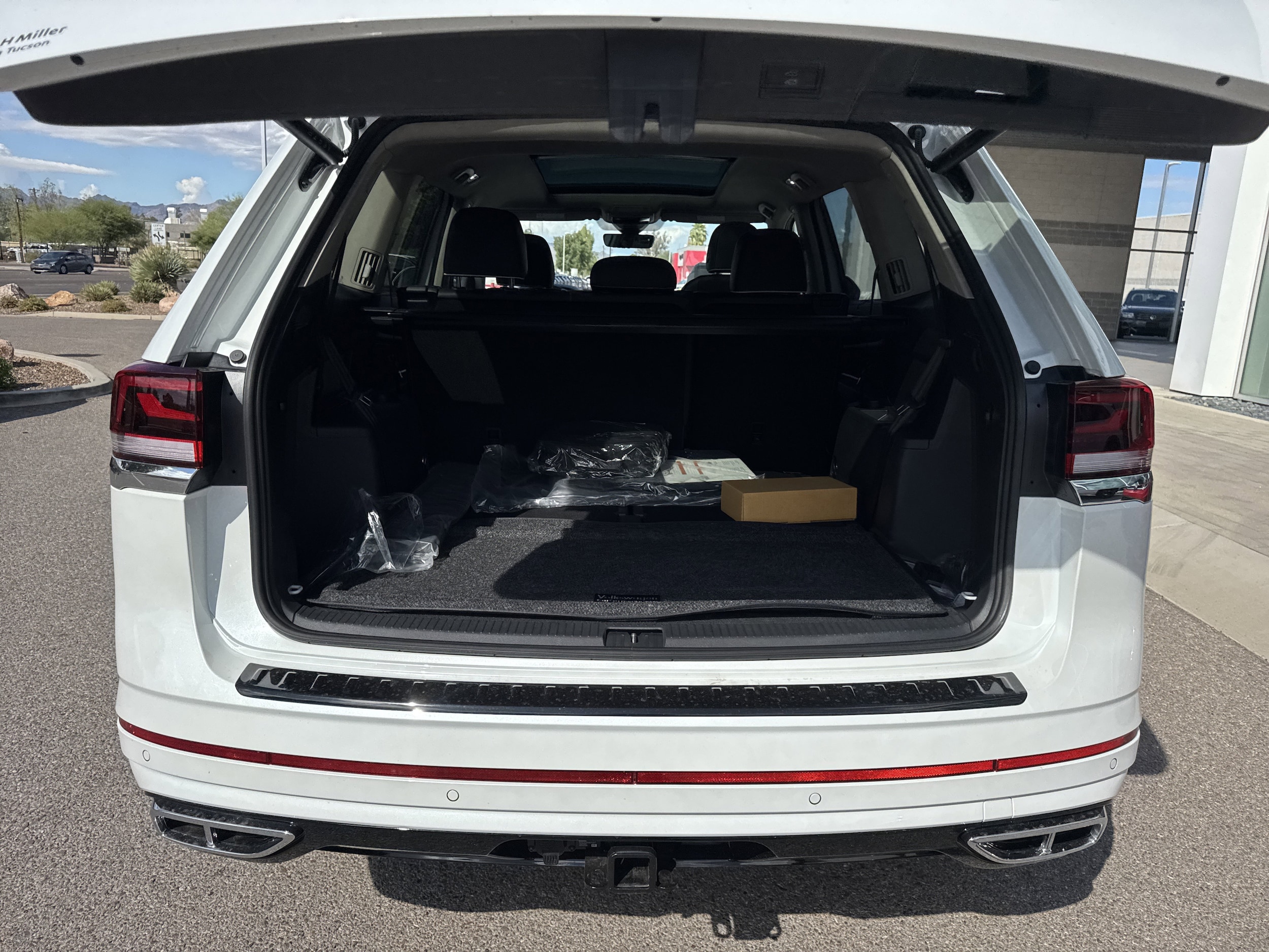 2026 Volkswagen Atlas SEL Premium R-Line - Photo 9