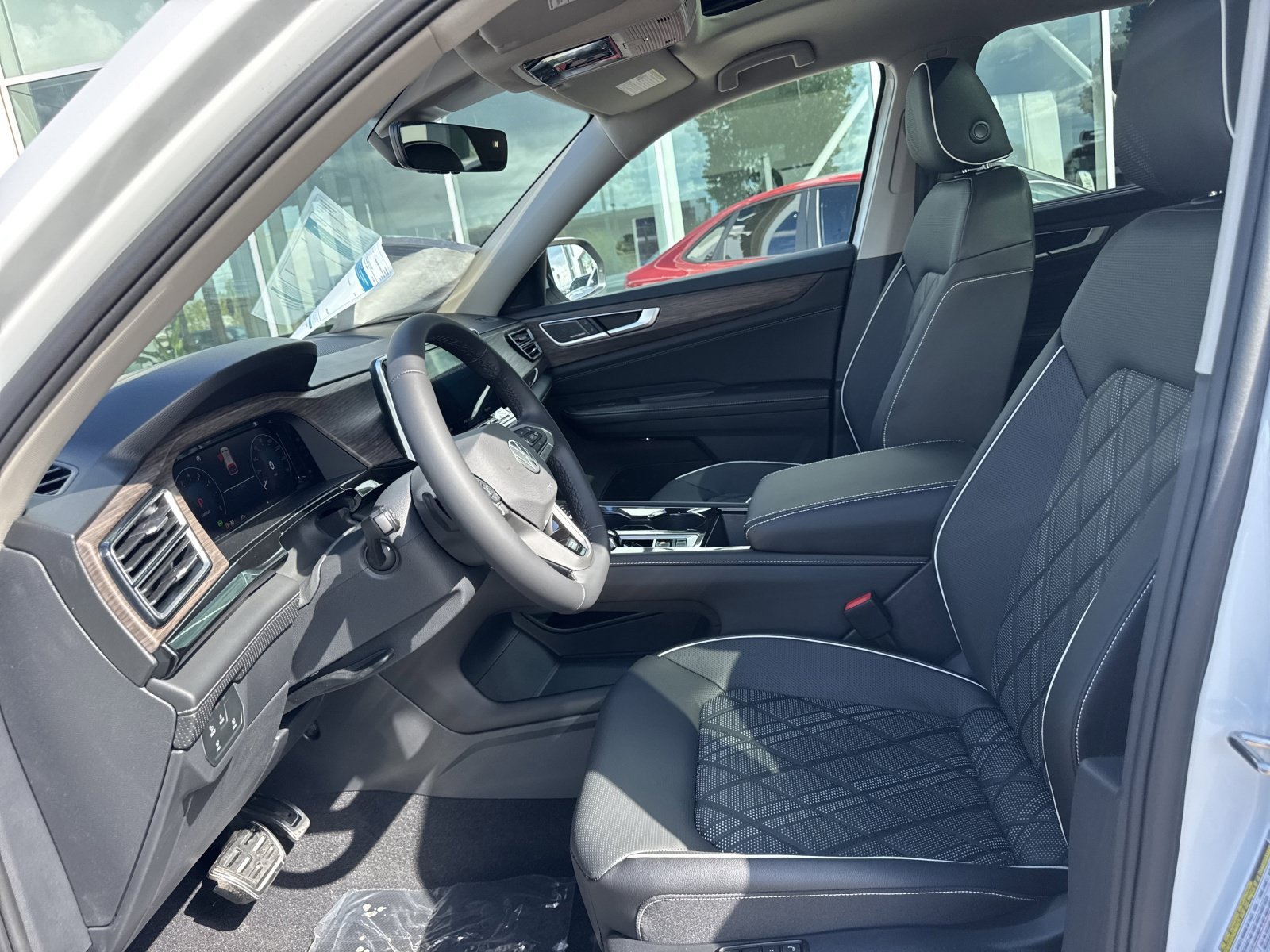 2026 Volkswagen Atlas SEL Premium R-Line - Photo 12