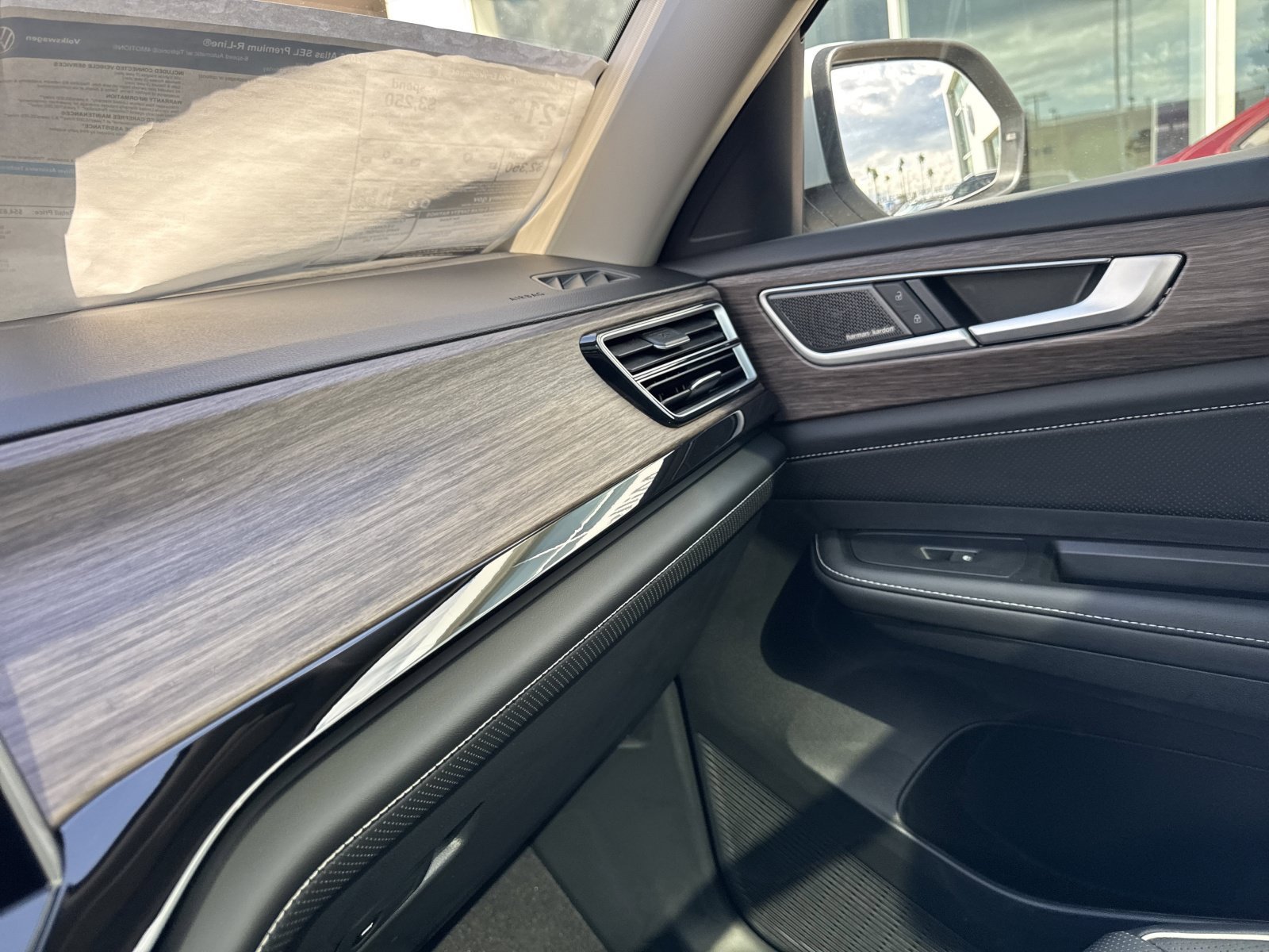 2026 Volkswagen Atlas SEL Premium R-Line - Photo 27