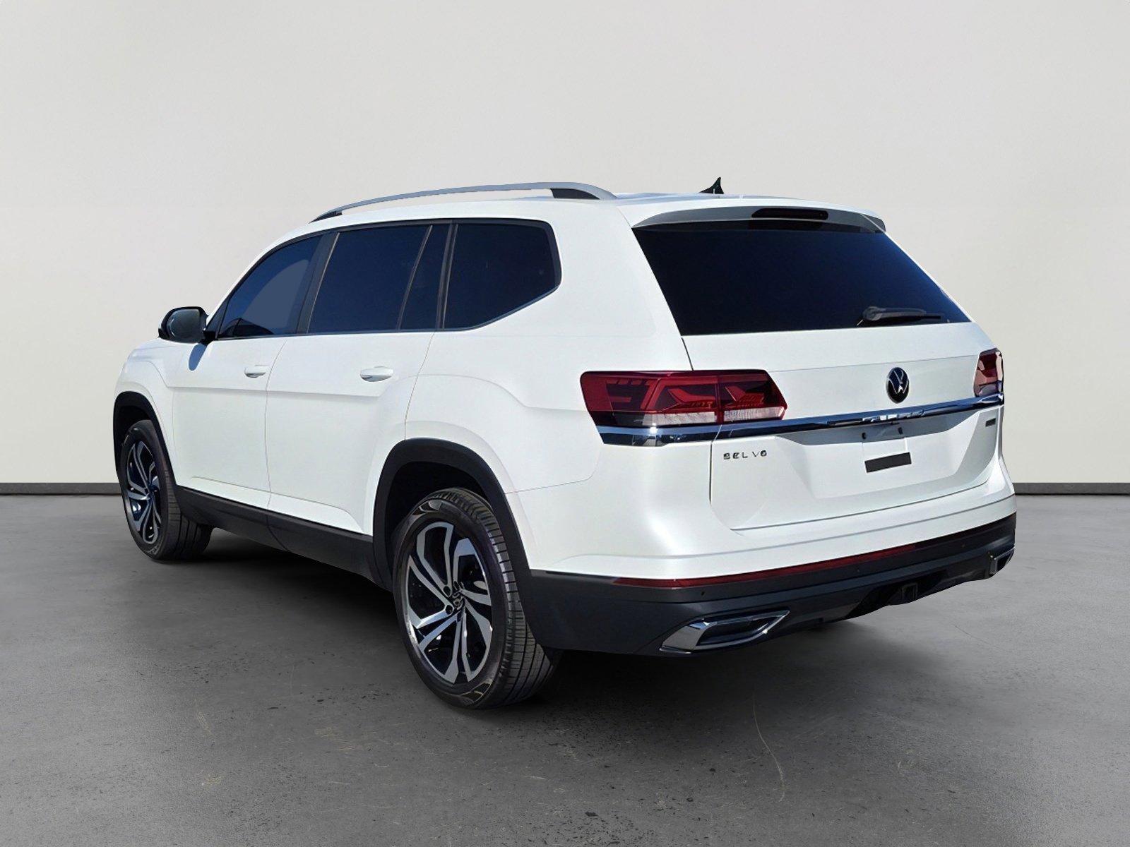 2022 Volkswagen Atlas V6 SEL photo 3