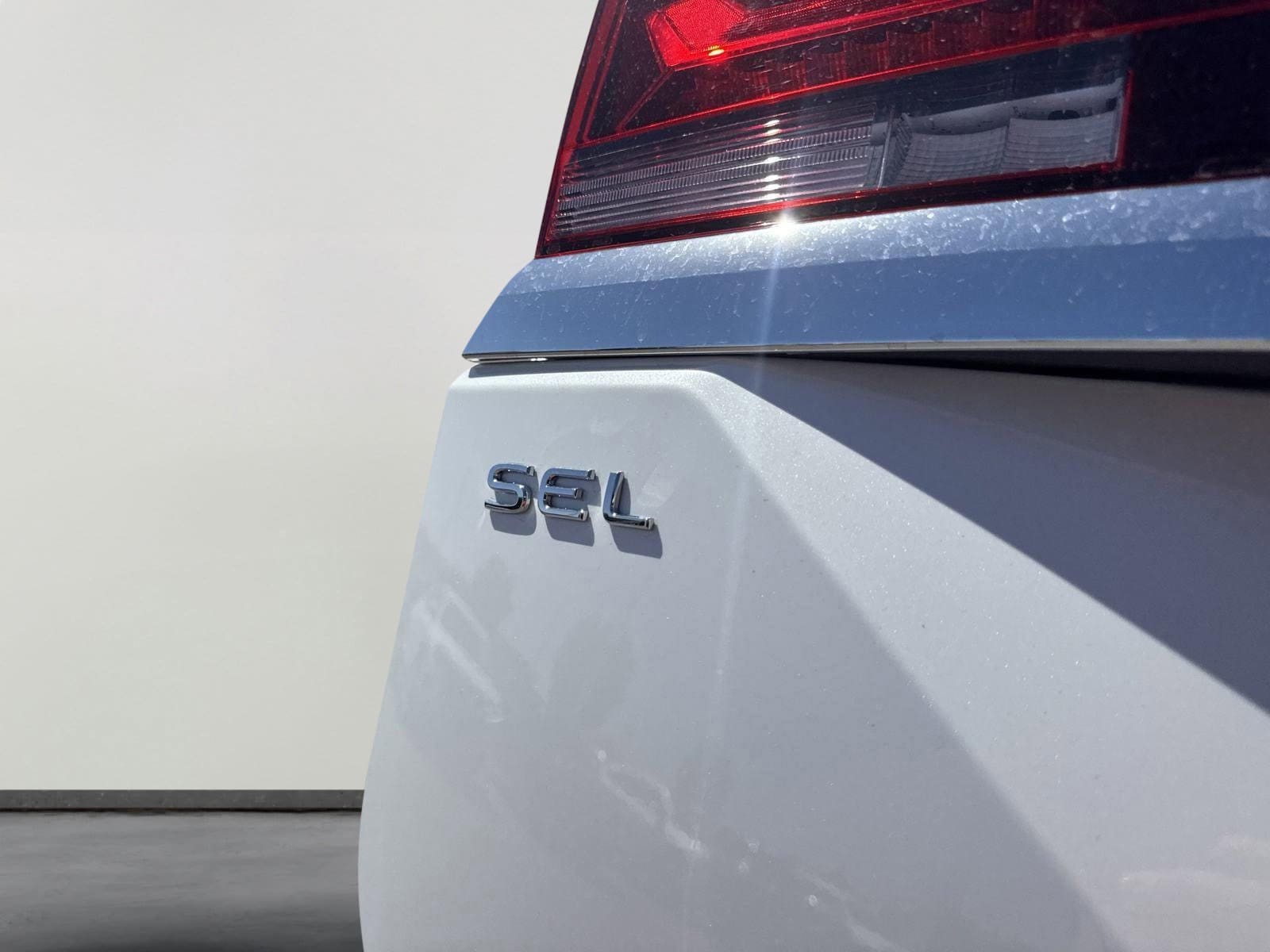 2025 Volkswagen Atlas SEL - Photo 7