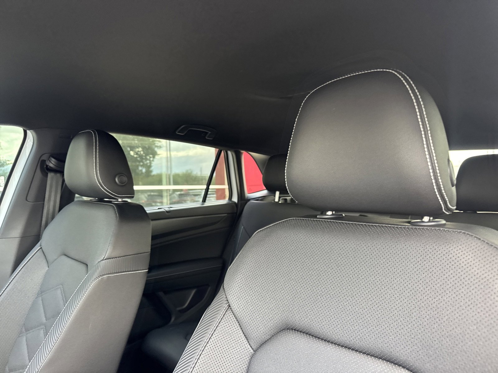 2026 Volkswagen Atlas Cross Sport SE w/Tech - Photo 18