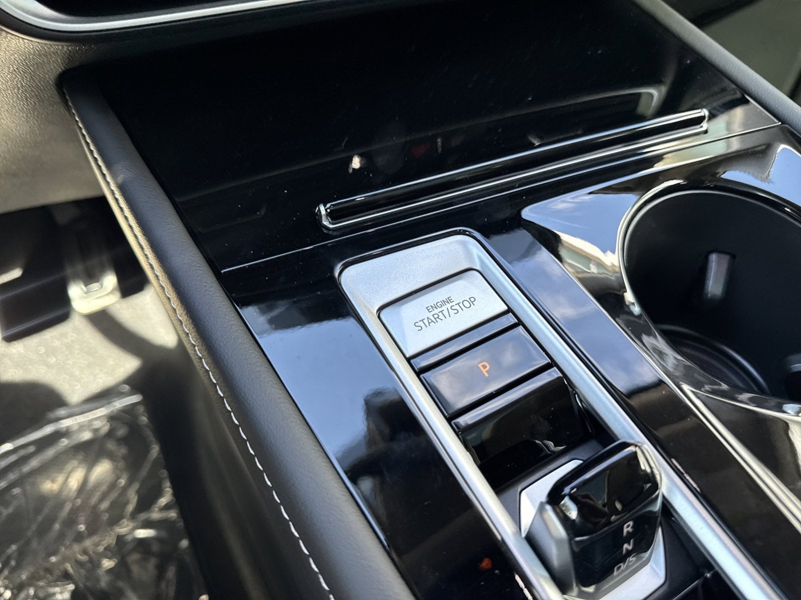 2026 Volkswagen Atlas SEL Premium R-Line - Photo 26