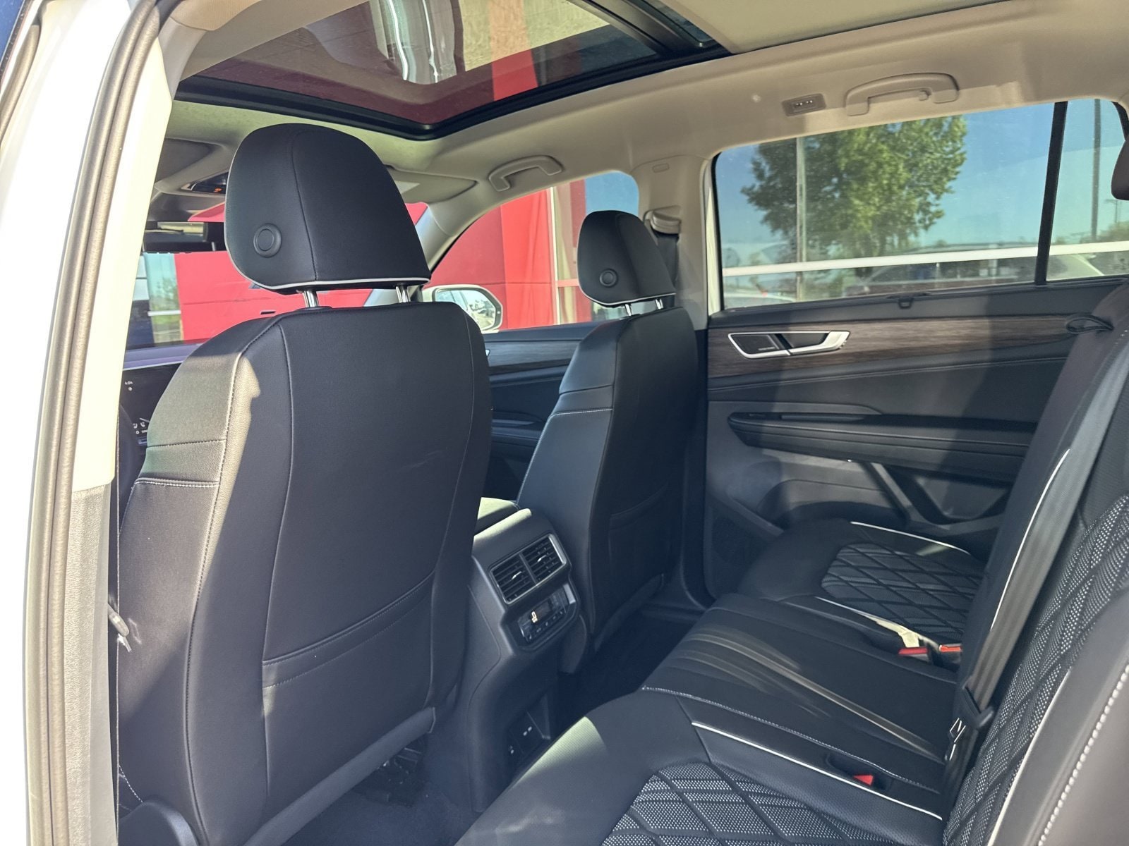 2026 Volkswagen Atlas SEL Premium R-Line - Photo 23