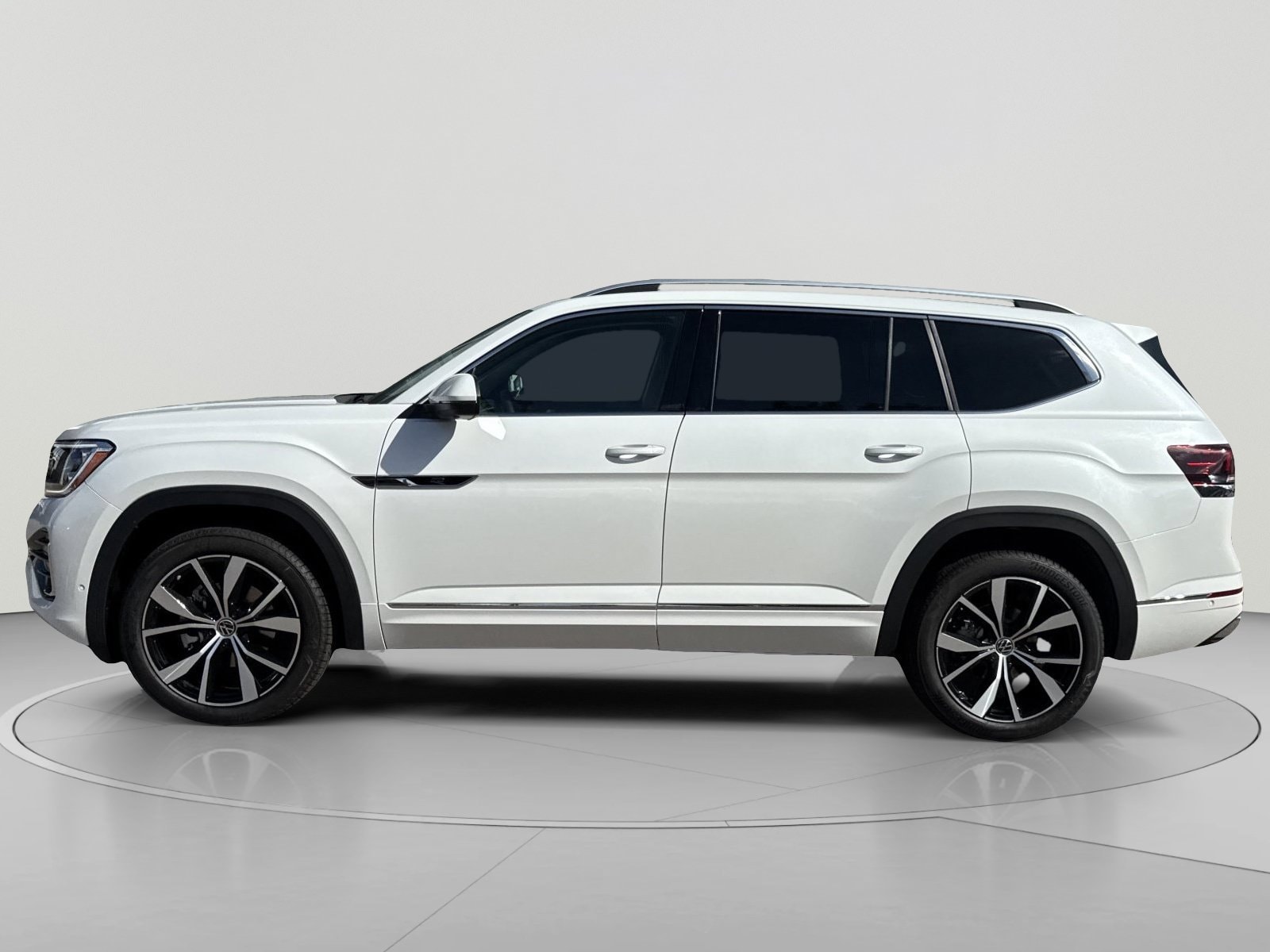 2026 Volkswagen Atlas SEL Premium R-Line - Photo 4