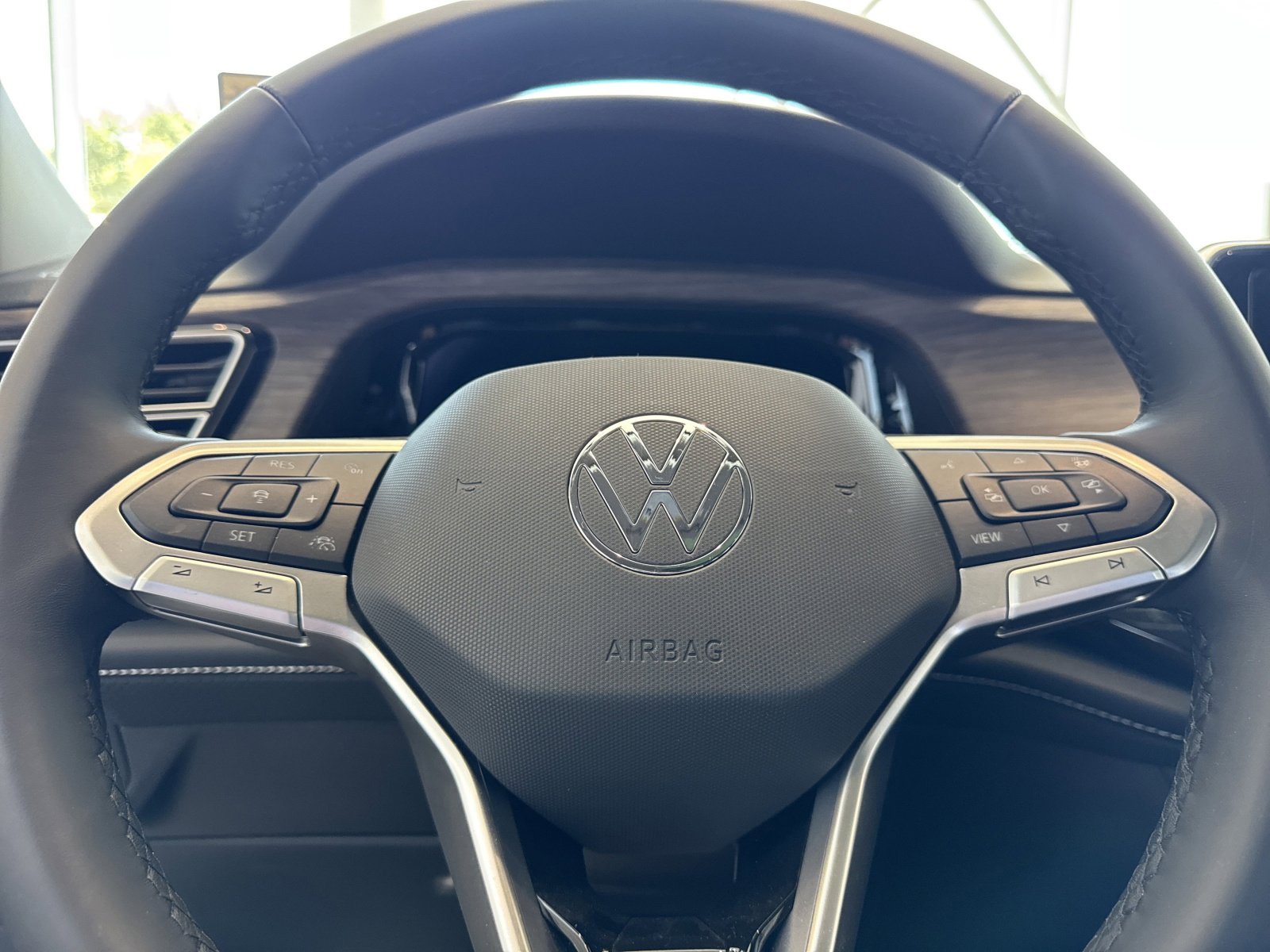 2026 Volkswagen Atlas SEL Premium R-Line - Photo 34