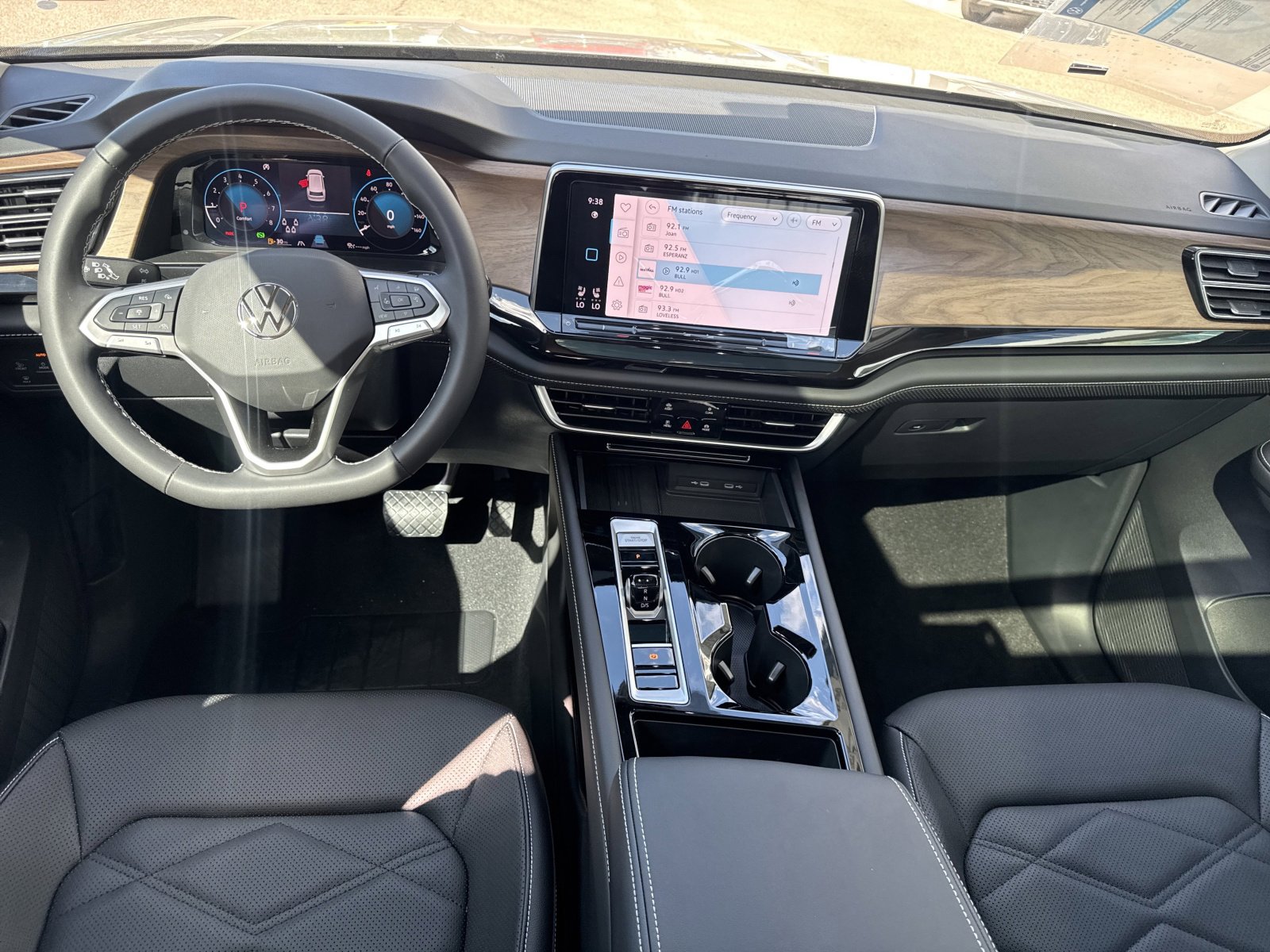 2026 Volkswagen Atlas SE w/Tech - Photo 23