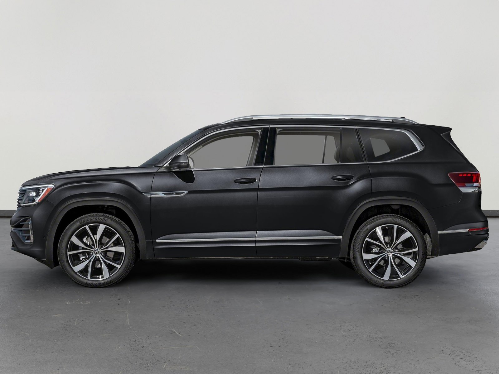 2026 Volkswagen Atlas SEL Premium R-Line photo 3