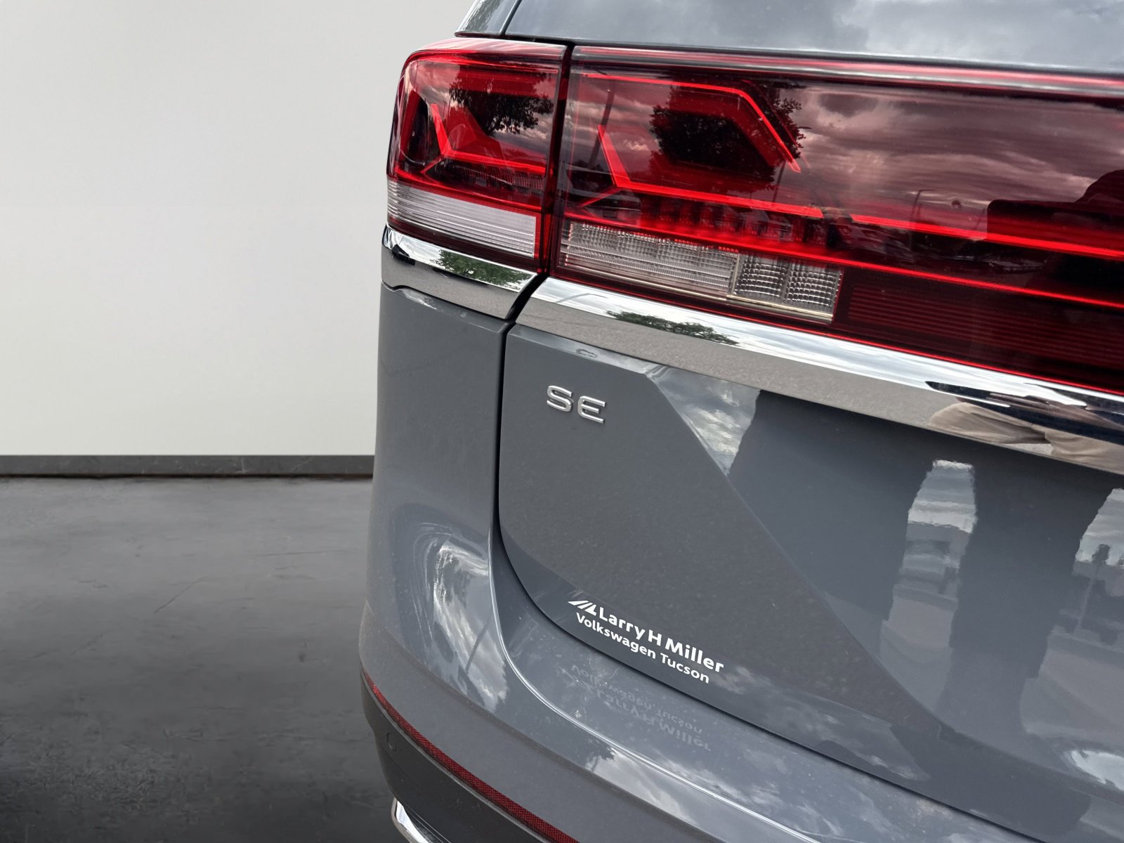 2026 Volkswagen Atlas SE w/Tech - Photo 7