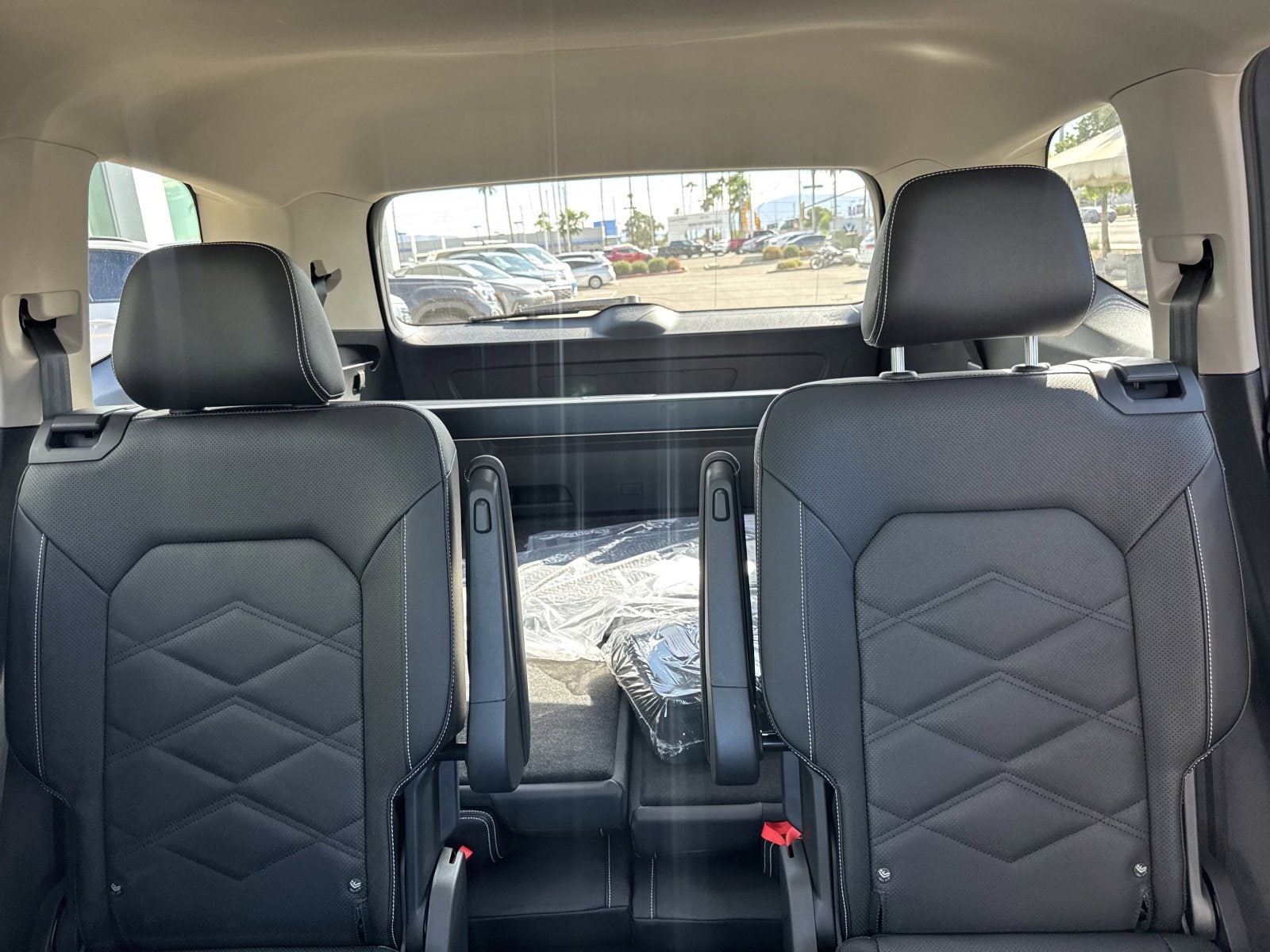 2026 Volkswagen Atlas SE w/Tech - Photo 17