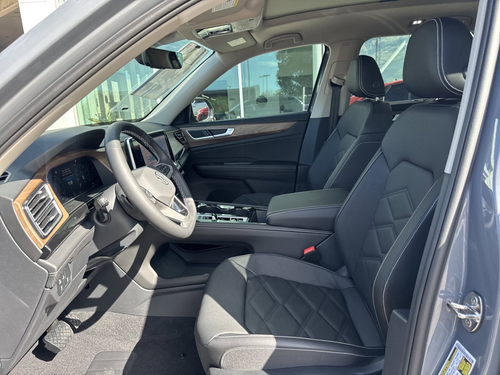 2026 Volkswagen Atlas SE w/Tech - Photo 10