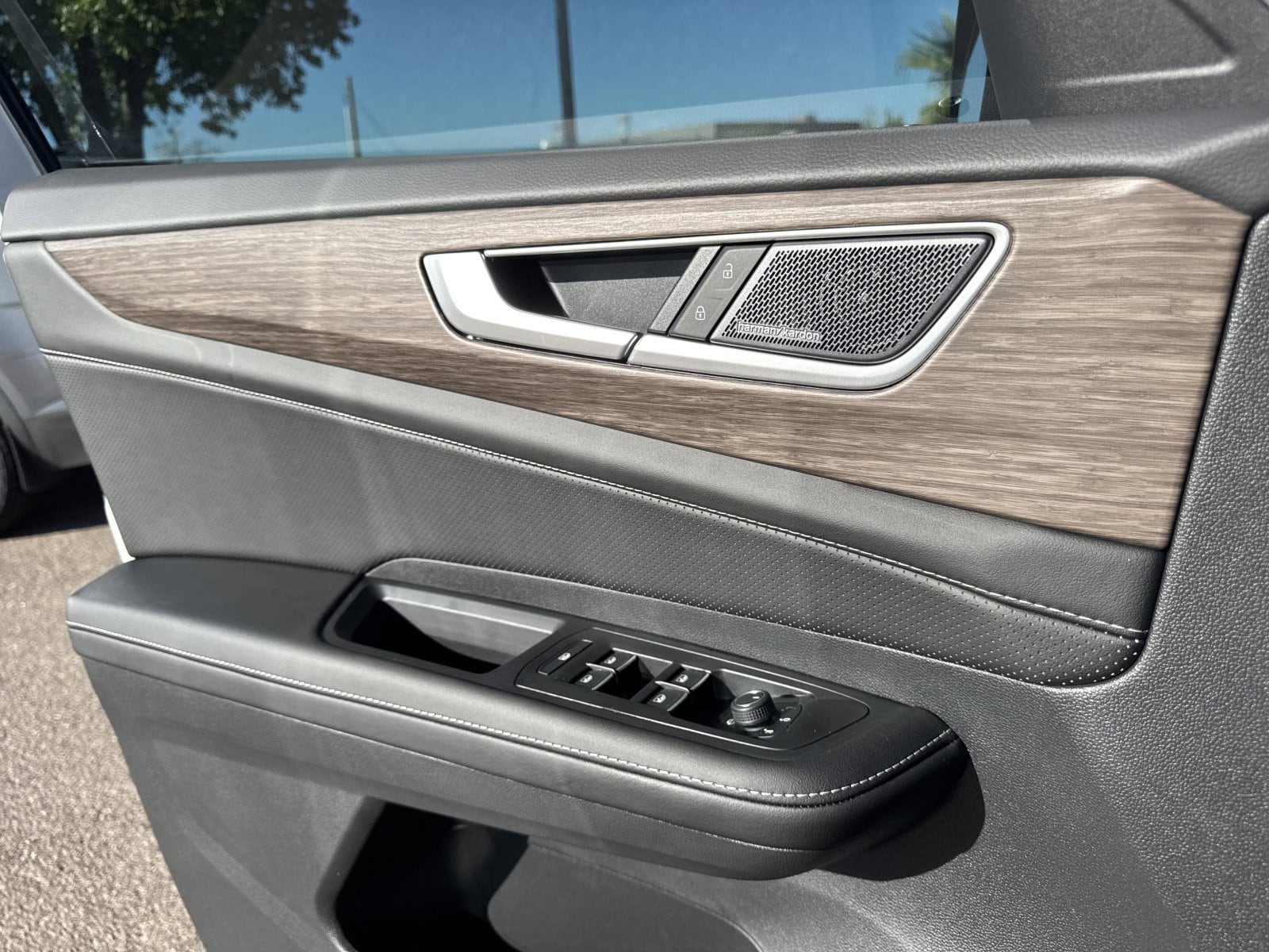 2026 Volkswagen Atlas SEL Premium R-Line - Photo 14