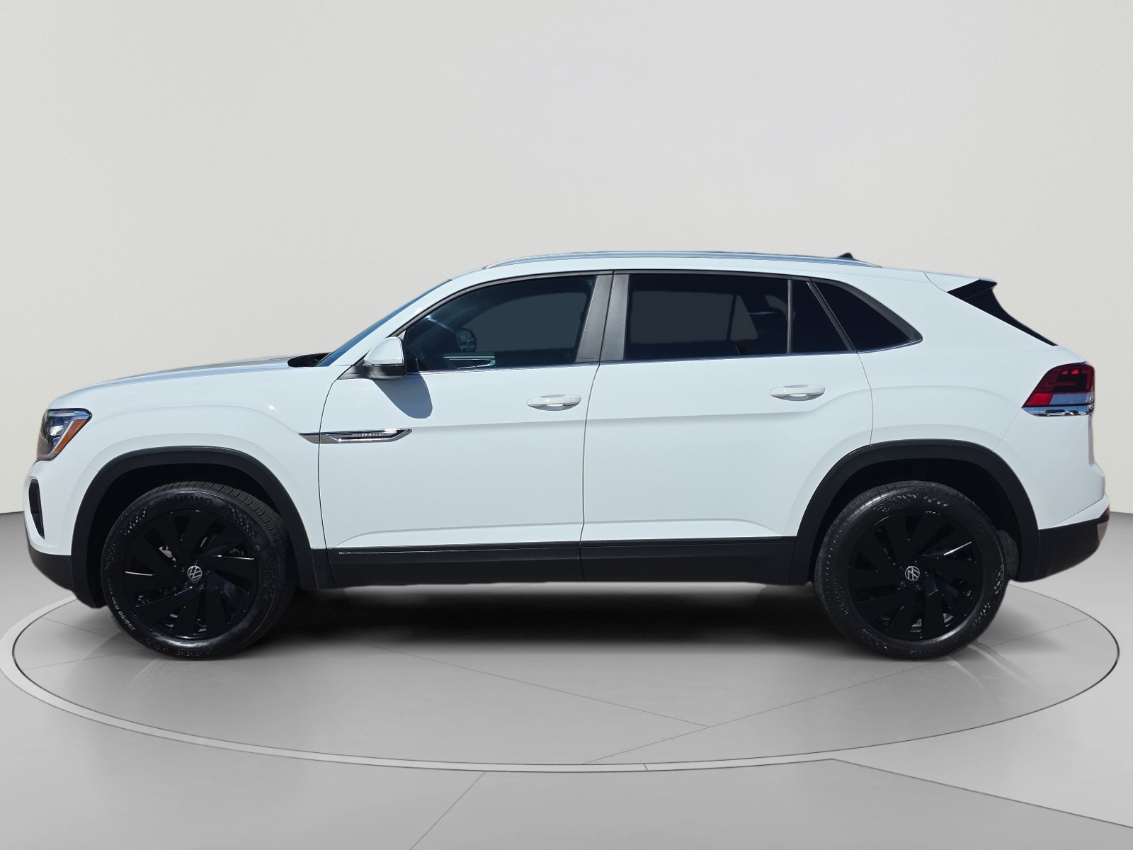 Used 2024 Volkswagen Atlas Cross Sport 2.0T SE w/Technology SUV