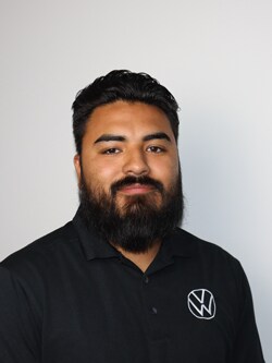 Staff member Ricardo Hernandez from ID_1b2c6579298a