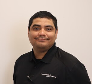 Staff member Mark Lara from ID_9a2e254e4494