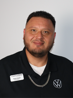 Staff member Eleazar Armenta from ID_ae81ce26d722