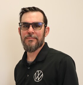 Staff member Brad Wright from ID_9a2e254e4494