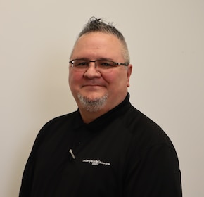 Staff member Raul Ronquillo from ID_99af47bb93cb