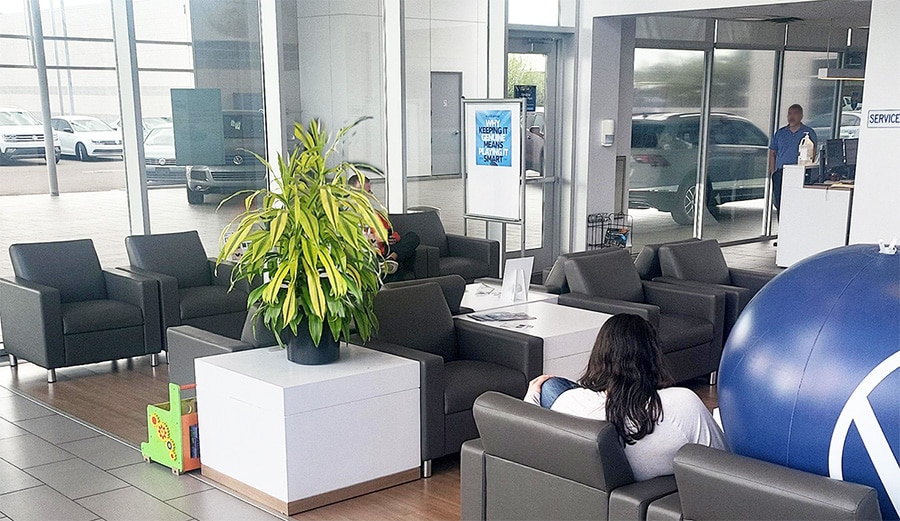 Service waiting area at Larry H. Miller Volkswagen Tucson
