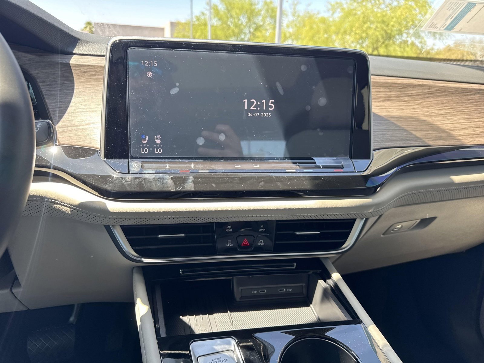 2025 Volkswagen Atlas SEL - Photo 28