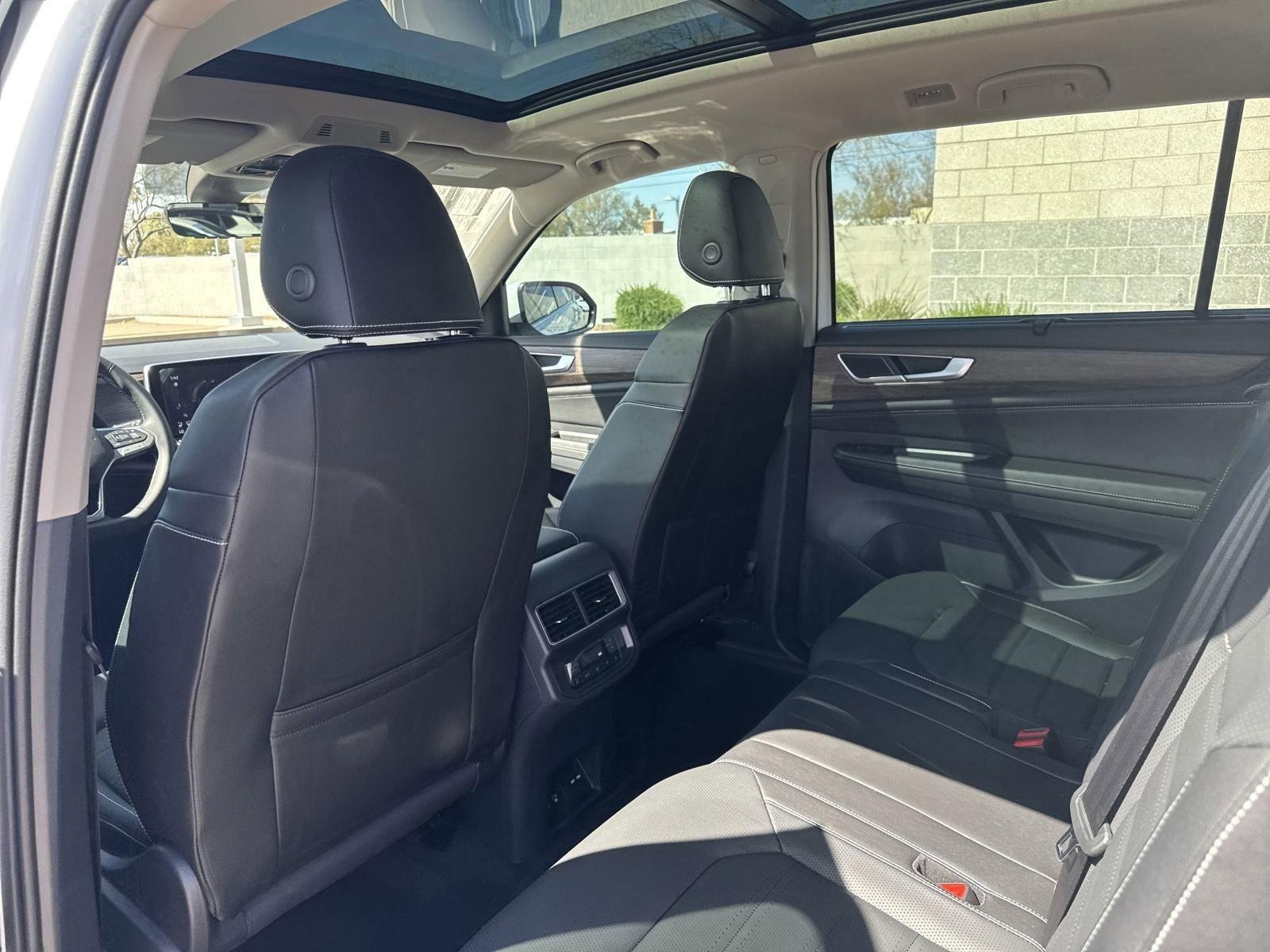 2025 Volkswagen Atlas SEL - Photo 20