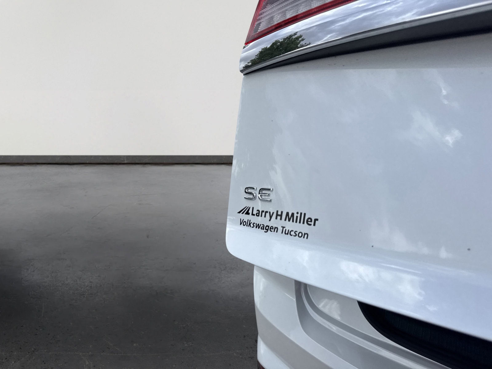 2026 Volkswagen Atlas Cross Sport SE w/Tech - Photo 8