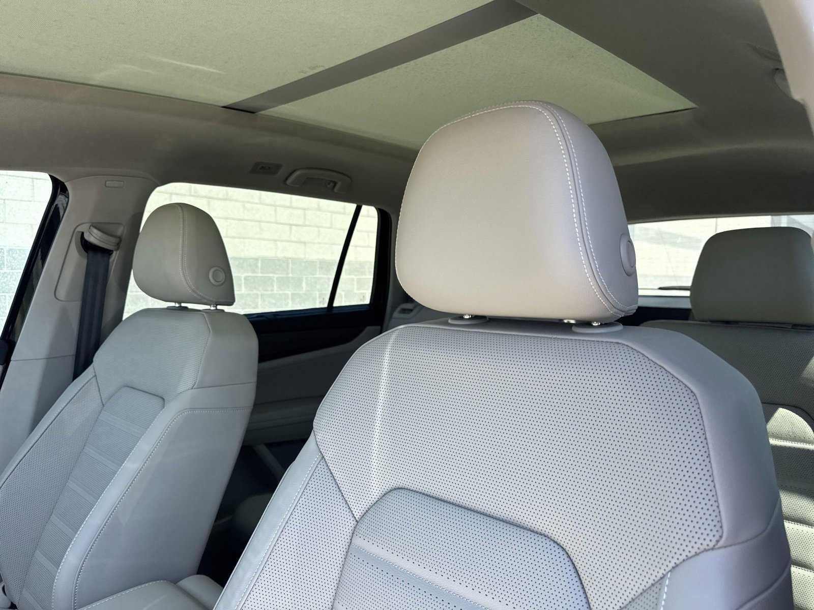 2025 Volkswagen Atlas SEL - Photo 16