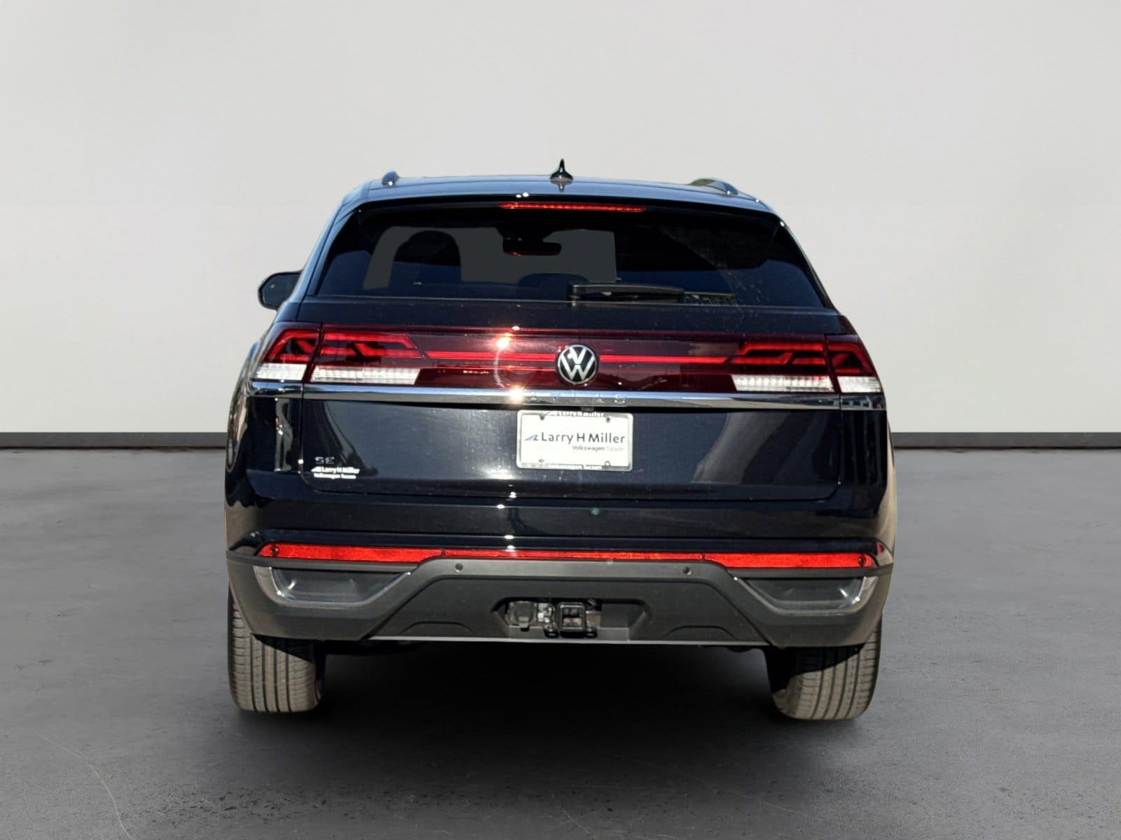 2026 Volkswagen Atlas Cross Sport SE w/Tech - Photo 6