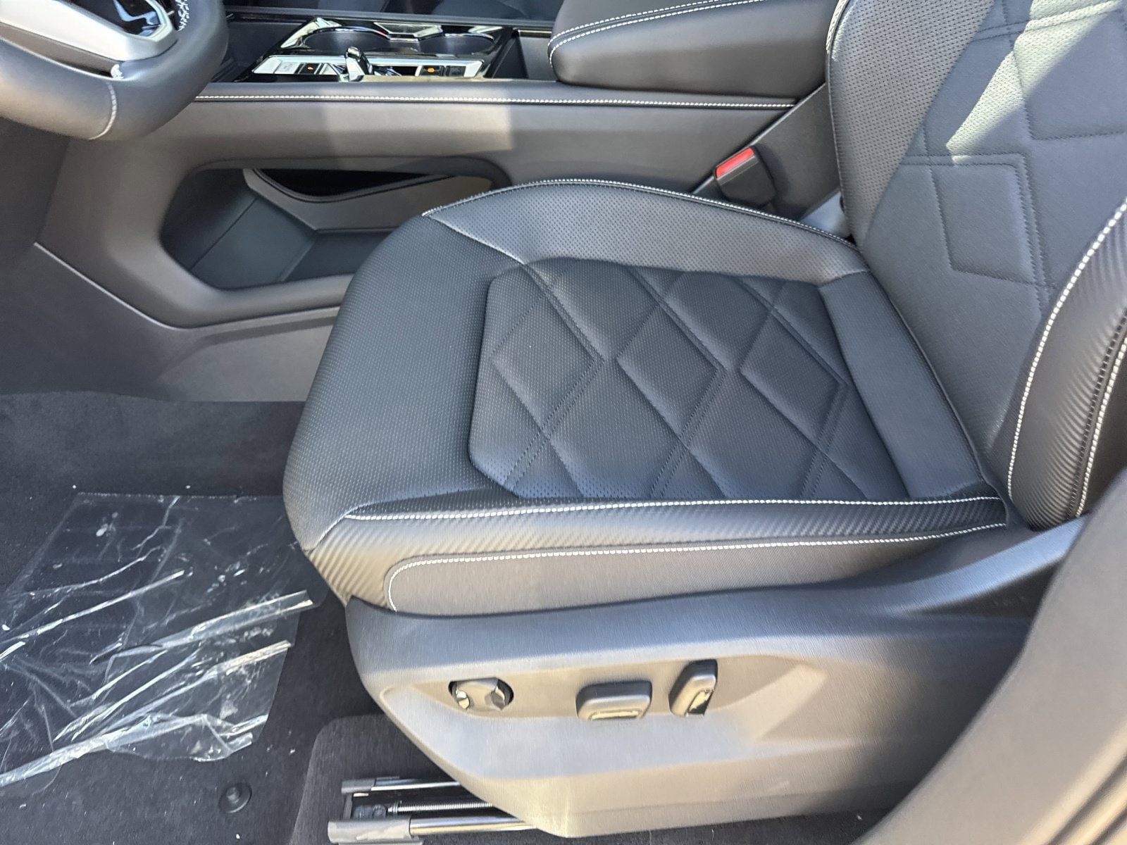2026 Volkswagen Atlas Cross Sport SE w/Tech - Photo 15