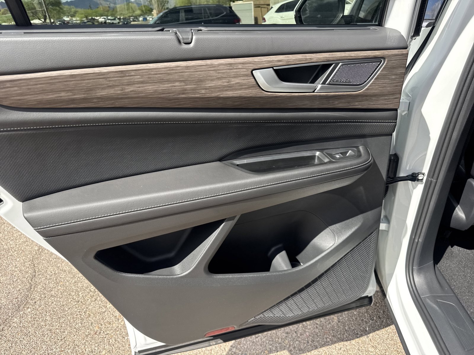 2026 Volkswagen Atlas SEL Premium R-Line - Photo 22
