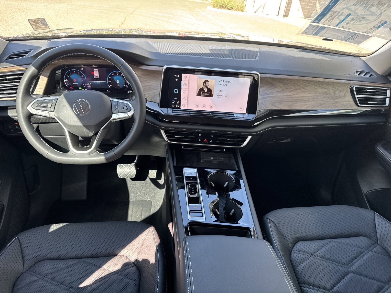 2026 Volkswagen Atlas SE w/Tech - Photo 24
