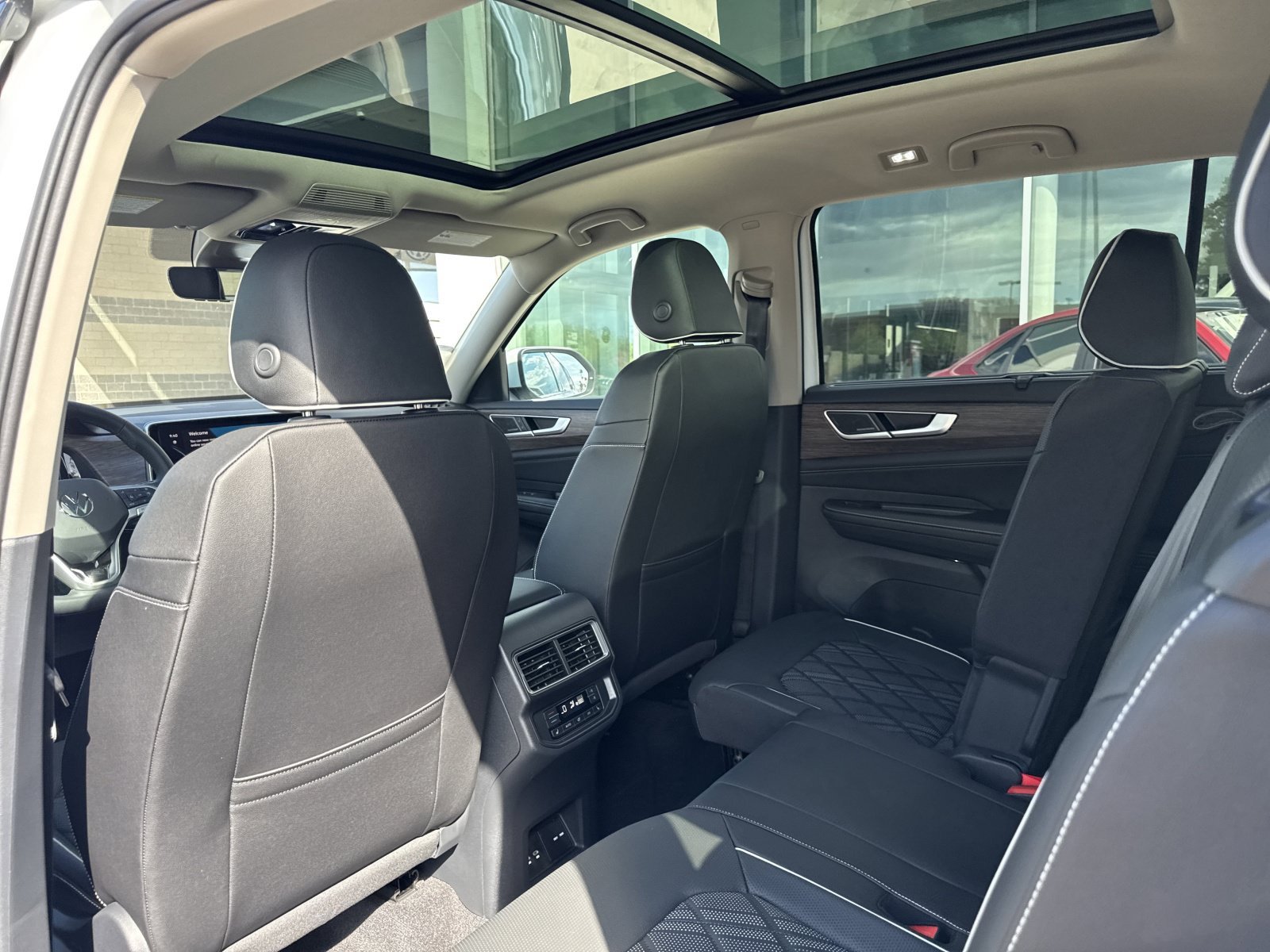 2026 Volkswagen Atlas SEL Premium R-Line - Photo 21