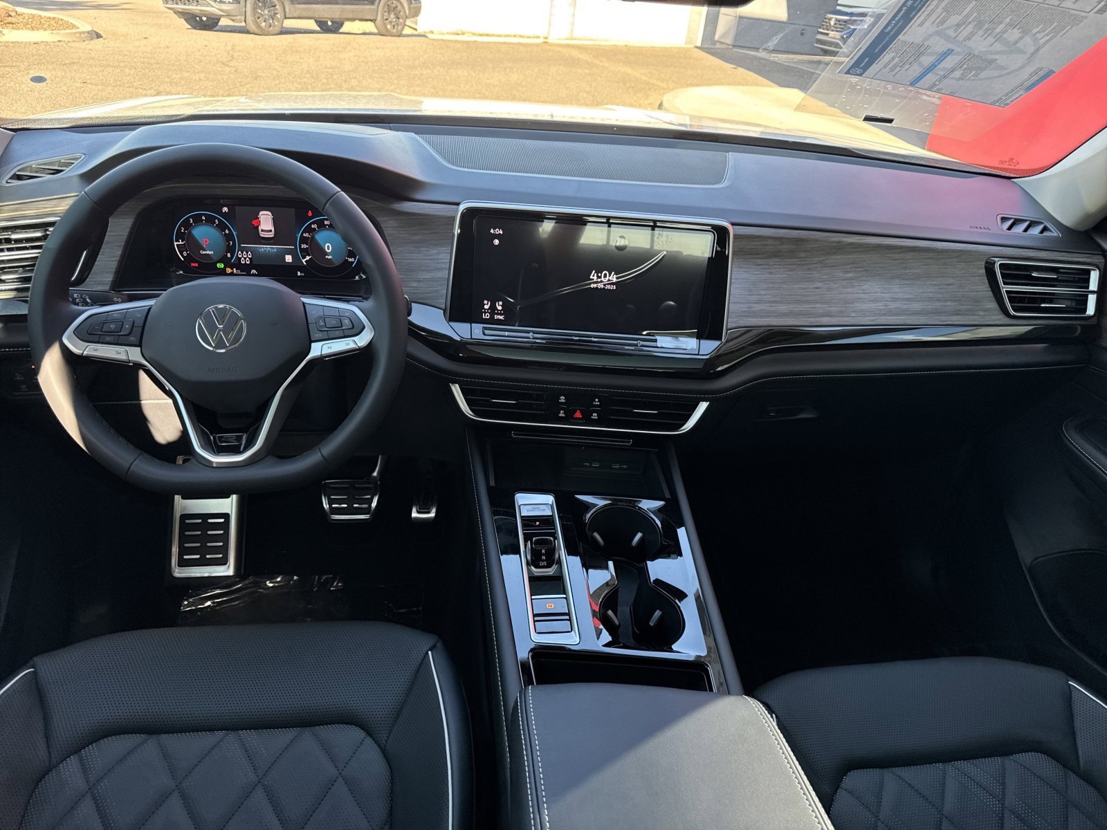 2026 Volkswagen Atlas SEL Premium R-Line - Photo 25