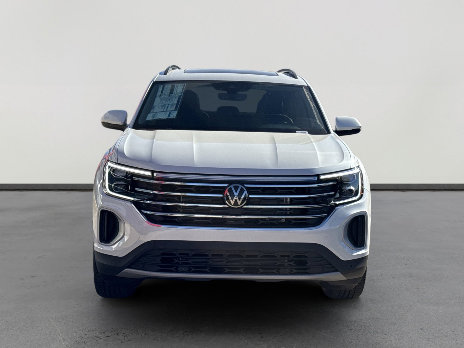 2026 Volkswagen Atlas SE Technology photo 2