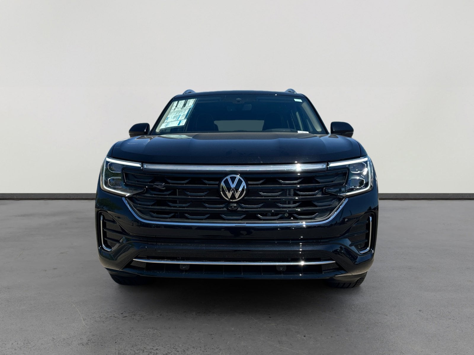 2025 Volkswagen Atlas SEL Premium R-Line - Photo 9