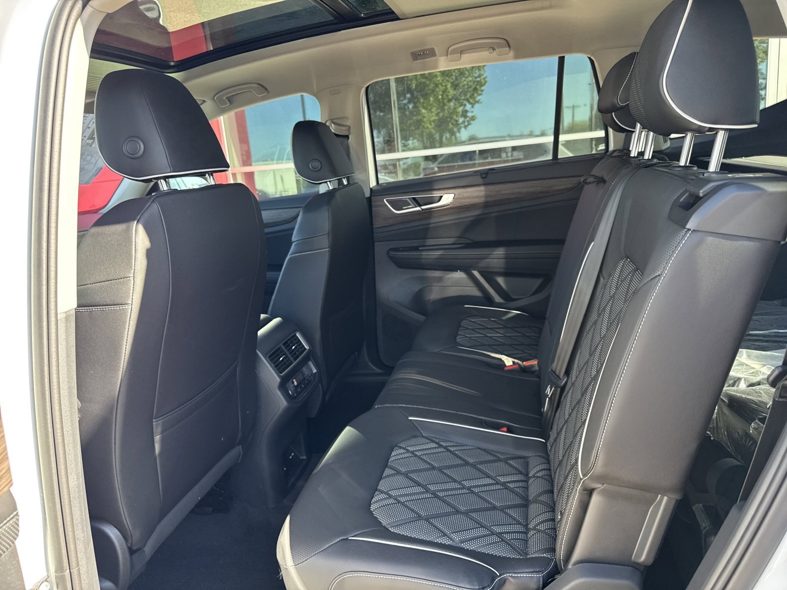 2026 Volkswagen Atlas SEL Premium R-Line - Photo 22