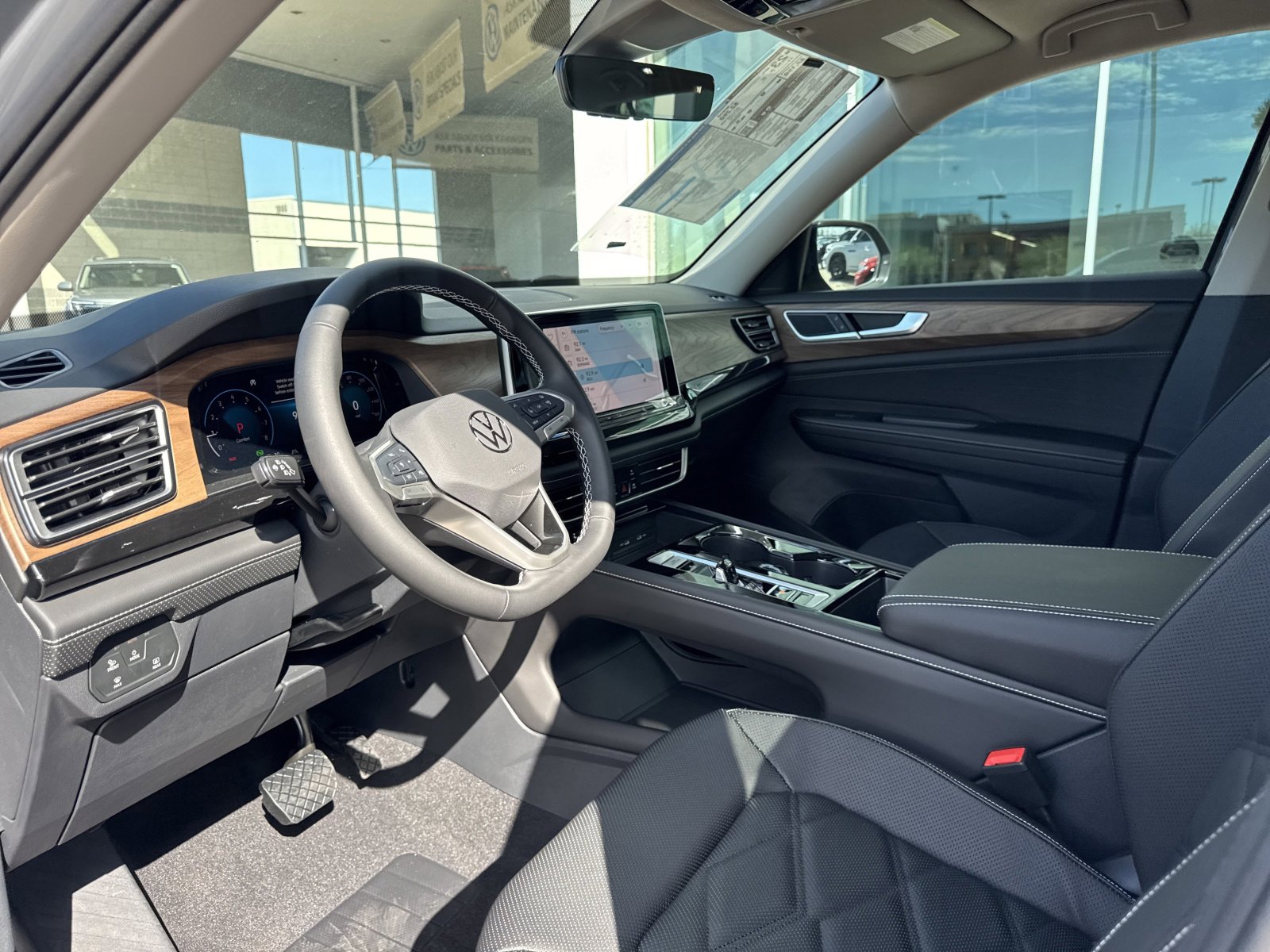 2026 Volkswagen Atlas SE w/Tech - Photo 11