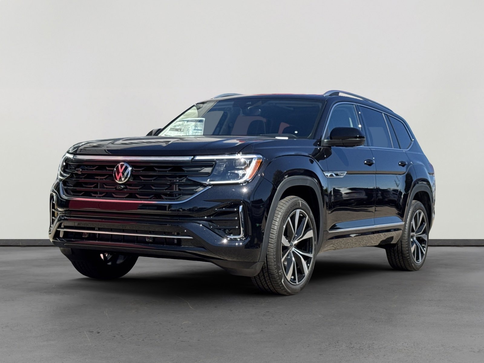 2026 Volkswagen Atlas SEL Premium R-Line's photo