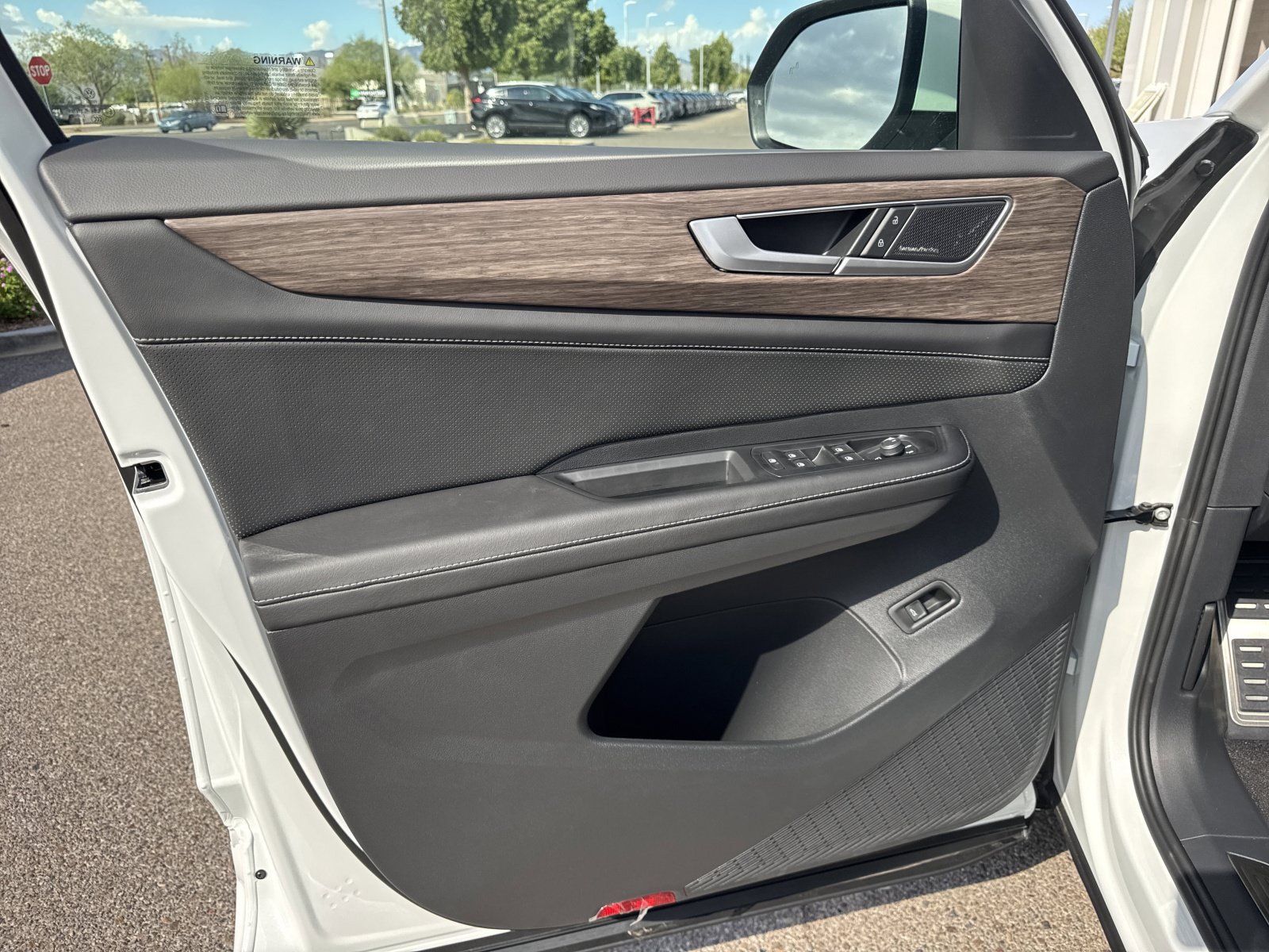 2026 Volkswagen Atlas SEL Premium R-Line - Photo 14